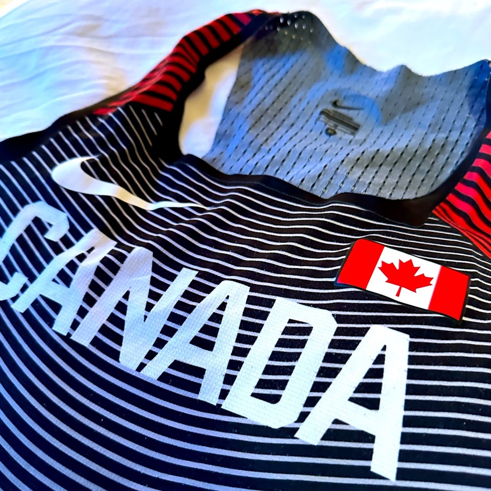 Canada Olympic track singlet / jersey men’s medium Nike